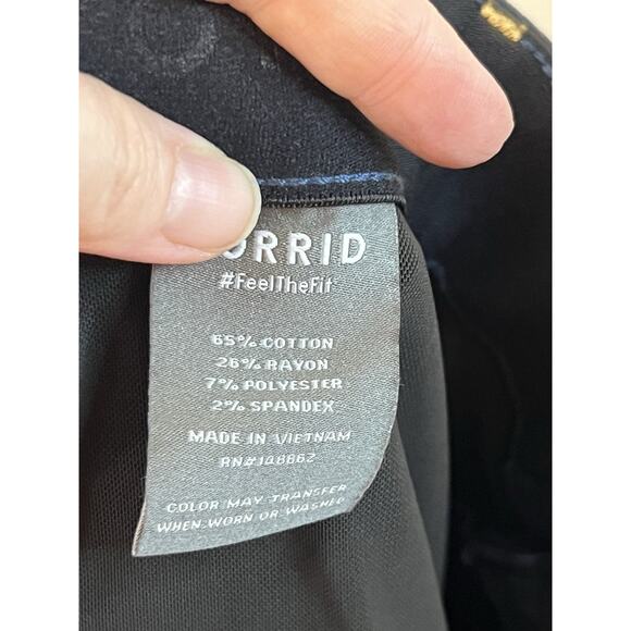 Torrid Premium Bombshell Skinny Jeans Size 30 Extra tall - Picture 8 of 12